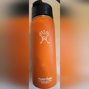 Hydro Flask Bright Orange Bottle, 18oz Insulated